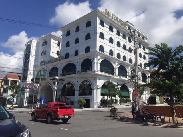 Hai Yen Luxury Hotel Cam Pha Екстериор снимка